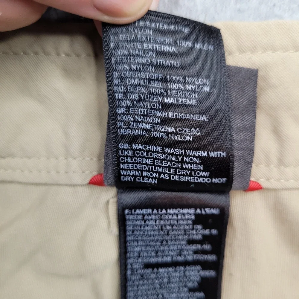 The North Face Cargo Shorts Mens 32 Tan Nylon Hiking Outdoor‎ TCN3/TMN3 A4J2